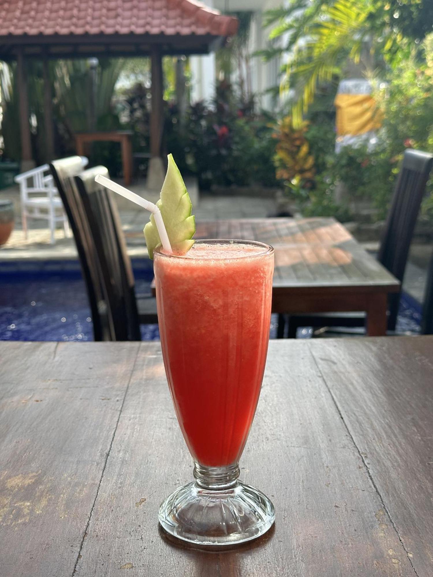 Bali Stuti Jimbaran Inn Exterior foto